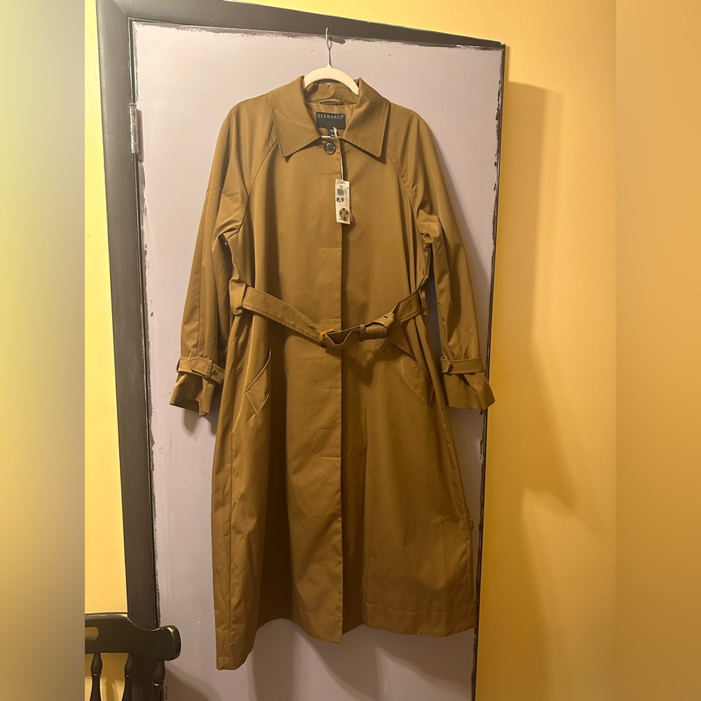 Bernardo Olive Brown Trench Coat with Belt